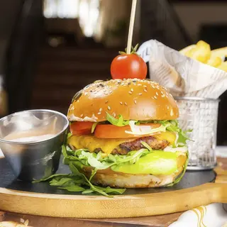 Burger mediteranean