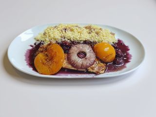 Piept de pui cu fructe flambate