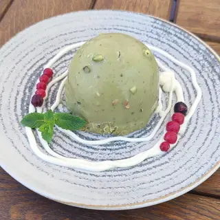 Pistachio Dom 