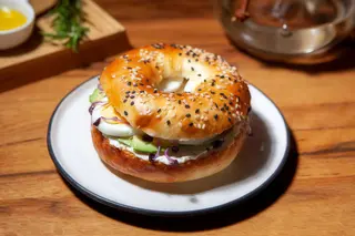 Avo-egg bagel