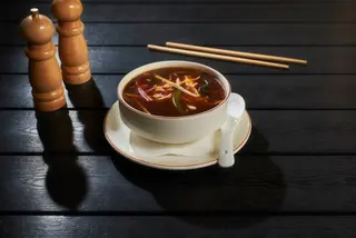  Supă acrișoară de pui