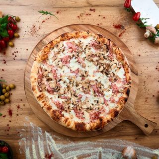 PIZZA PROSCIUTTO E FUNGHI