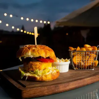 Camembert burger
