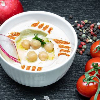 HUMUS
