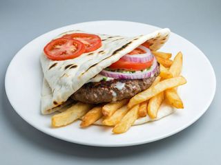 Bifteki la pita
