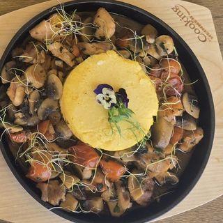 Pui măcelăresc cu mamaliga