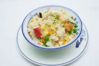 Orez cu fructe de mare