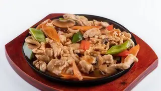 Pui la plită