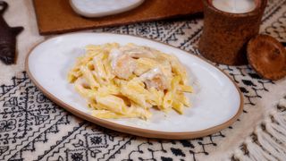 Paste gluten-free Alfredo cu pui