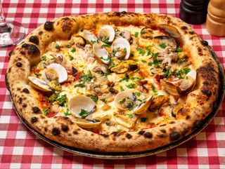 Pizza Frutti di Mare Rosso