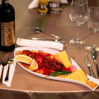 Saramura de crap cu mamaliga