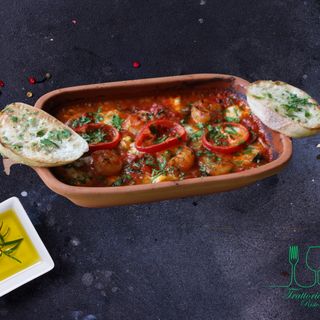 Creveti saganaki si bagheta homemade cu usturoi 300g