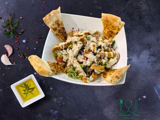 Insalata Paesano cu foccacia homemade, 350g