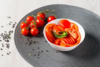Salată de roșii
