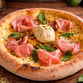 Pizza Mortadella Burrata