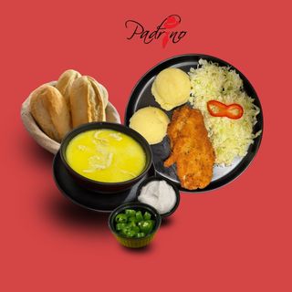 Ciorbă de burtă + Snițel de pui cu piure de cartofi + salată de varză