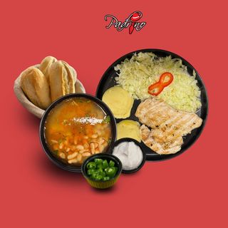 Ciorbă de fasole+ Piept de pui cu piure de cartofi+salată de varză