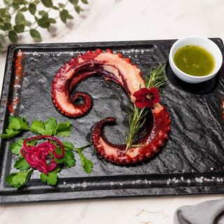 Caracatita trasa la tigaie -200 g