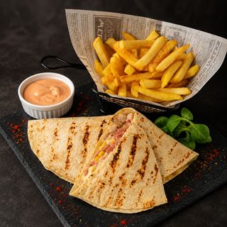 Quesadilla si cartofi prajiti - 380/180g