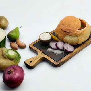 Ciorba de fasole in bol de paine 700g