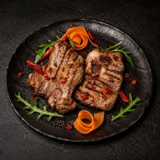 Ceafă de porc la grătar - 200g