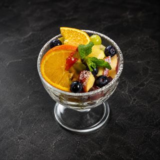 Salată de fructe  - 250g