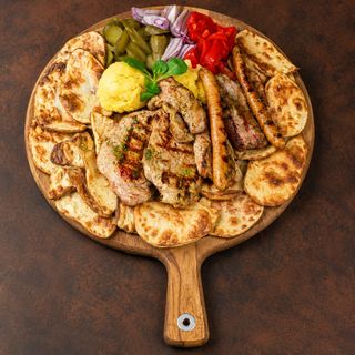 Platou Tradițional cu Scrijele - 1.000g (2 persoane)