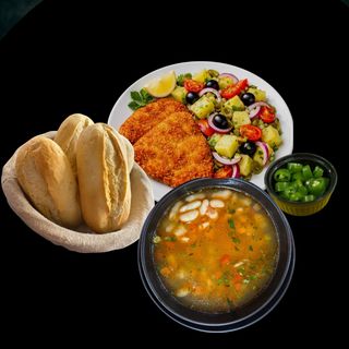 Ciorba de fasole + Snitel de soia + Salata orientala