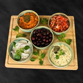 Platou Aperitiv - 700/600g (2 persoane)