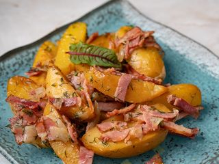 Cartofi cu bacon