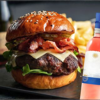 Combo Meniu Burger MammaMia cu Vin