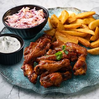 Aripioare cu sos chilly