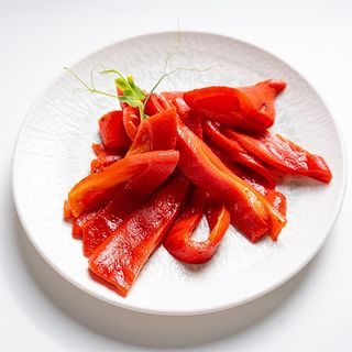 Salată de ardei copţi