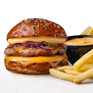 Meniu Golden Smoke Turkey Burger