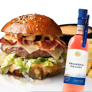 Combo Meniu Burger MammaMia cu Vin