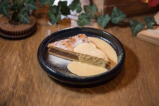 Prajitura cu mere sos Diavolo