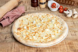 Pizza Quattro Formaggi