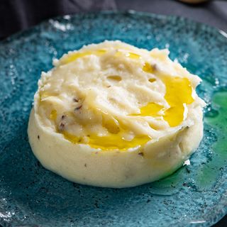 Piure de cartofi cu pasta de trufe