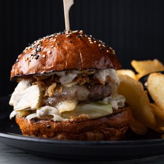 Meniu Beef & Cheese Burger
