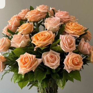 Buchet “Confidential”