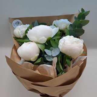 Bujori albi (5 fire)