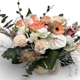 Aranjament floral ” Sărbătorile  de acasă”