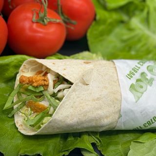 Wrap de pui cu cartofi si suc