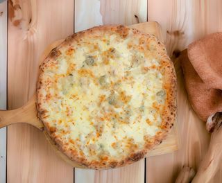 Pizza Quattro Formaggi Ø 32cm☆☆☆