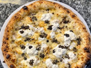 Cinque Formaggi al Tartufo Ø 32 cm