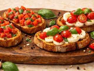 4 BRUSCHETTE CLASSICHE