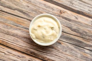 Sos maioneza cu usturoi