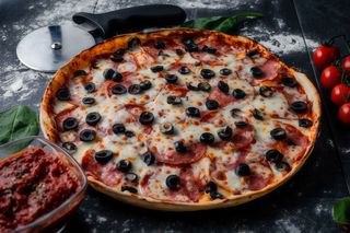 Pizza Salami Ø 30cm