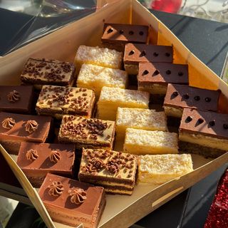 Platou Prăjituri de Casă  - 1 Kg