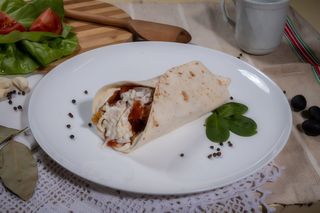 Șnițel special în lipie 